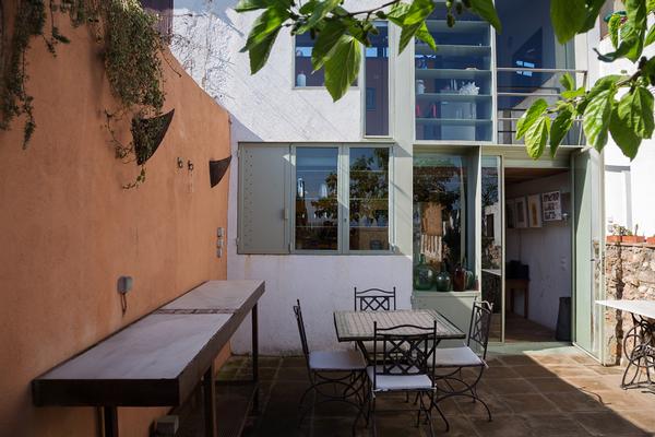 Photos: Caldereria Petita House, restoration of a terraced house 