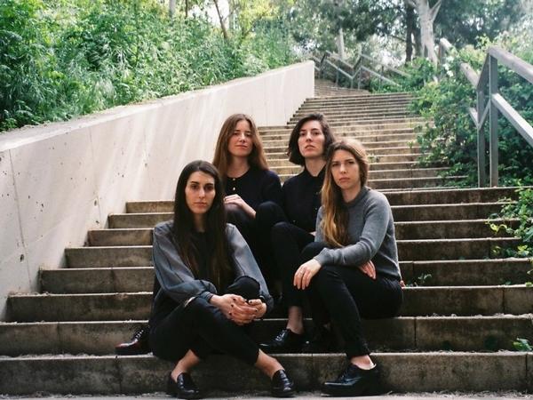 'Les amigues de l’Àgata' /Laia Alabart, Alba Cros, Laura Rius i Marta Verheyen