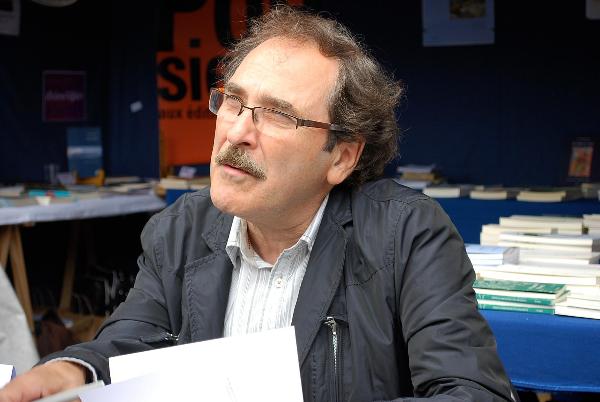 Miquel de Palol i Jaume Pont, poetas invitados al Marché de la Poésie 2022 