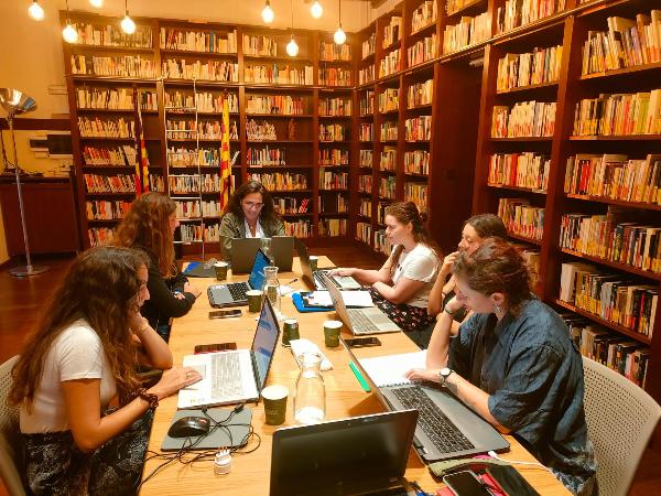 La North American Catalan Society (NACS) i l’Institut Ramon Llull convoquen una beca per incentivar els estudis catalans a les universitats d’Estats Units i Canadà