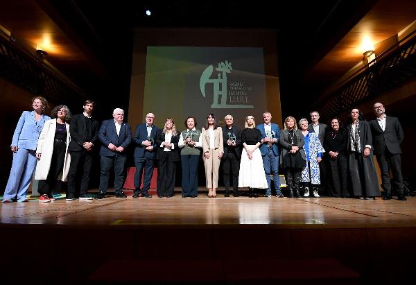Dominic Keown, Nina Avrova, Àxel Sanjosé i József Kardos, guanyadors dels Premis Internacionals Ramon Llull
