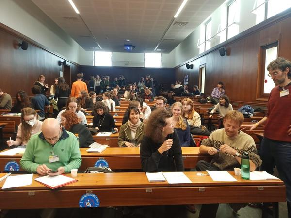 Més de 50 de professors i estudiants de català participen en una trobada internacional a França 