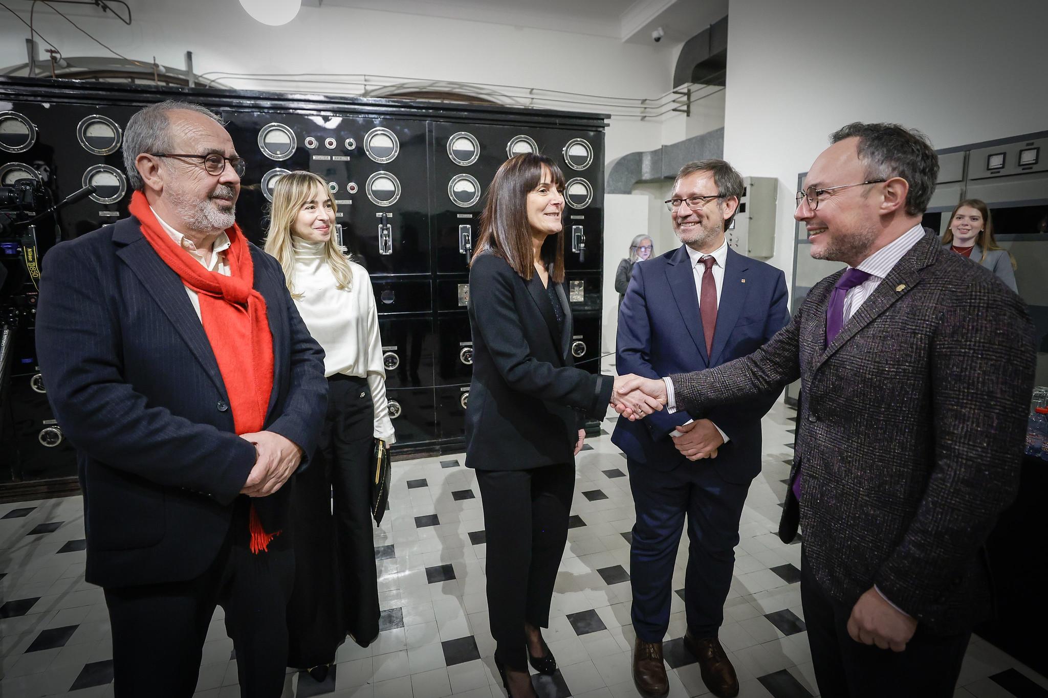 La Fundación Roser Bru, la traductora Tiziana Camerani, la filóloga Maria Khatziemmanuïl y el defensor del uso del friulano William Cisilino, galardonados en los Premios Internacionales Ramon Llull