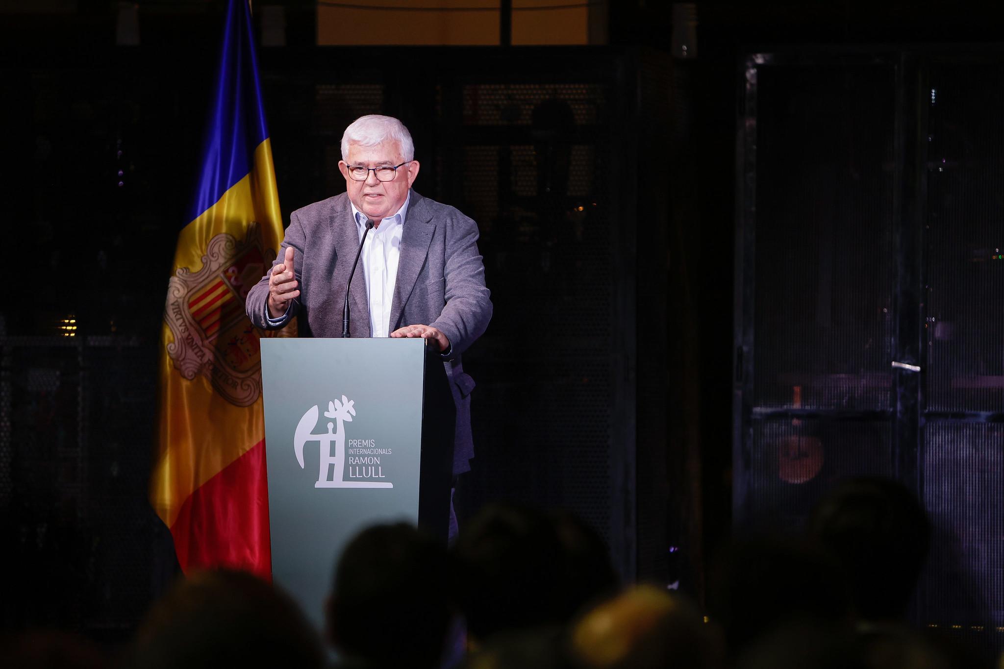 La Fundación Roser Bru, la traductora Tiziana Camerani, la filóloga Maria Khatziemmanuïl y el defensor del uso del friulano William Cisilino, galardonados en los Premios Internacionales Ramon Llull