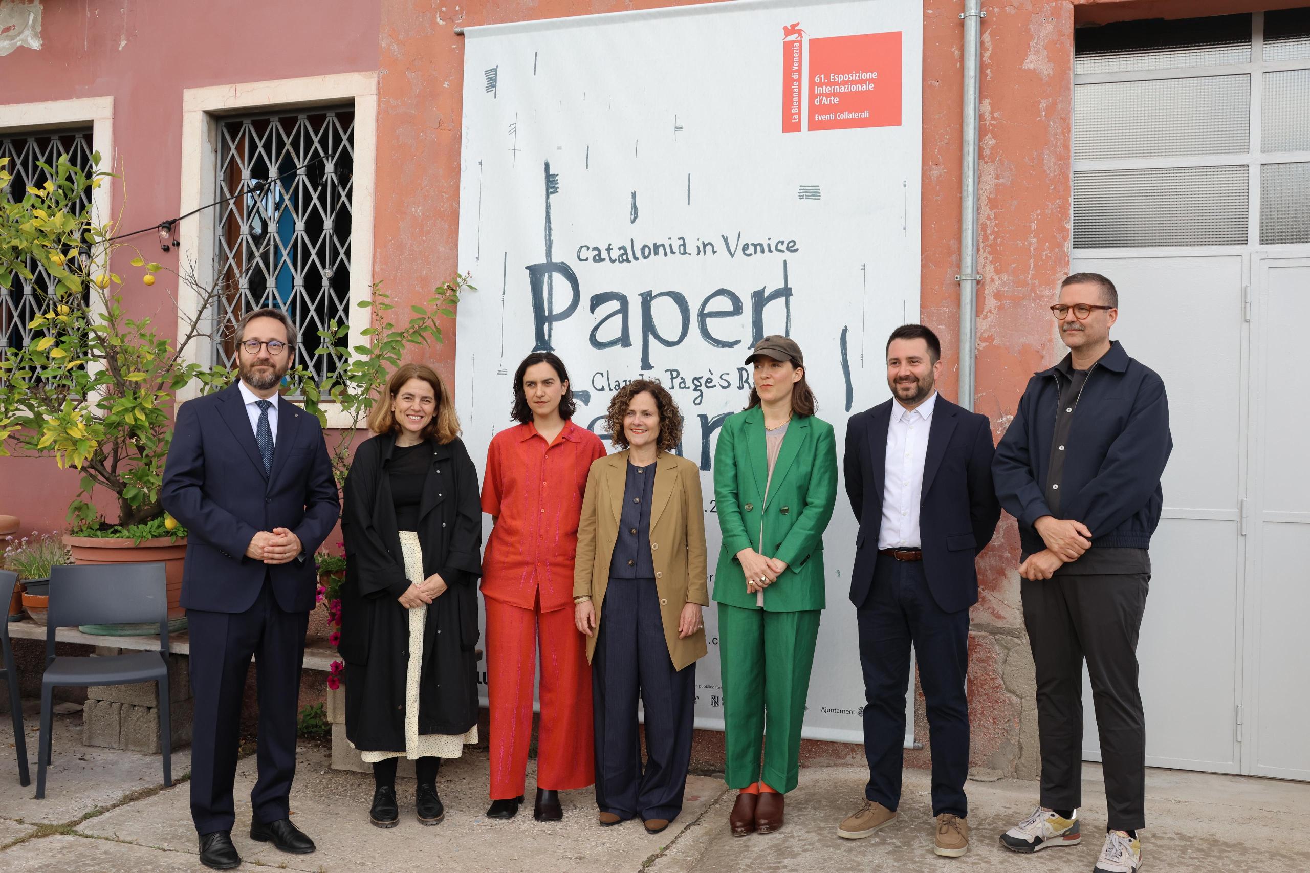 S’inaugura a Venècia l’exposició Paper Tears, de Claudia Pagès Rabal: la participació catalana a la Biennal d’Art 2026