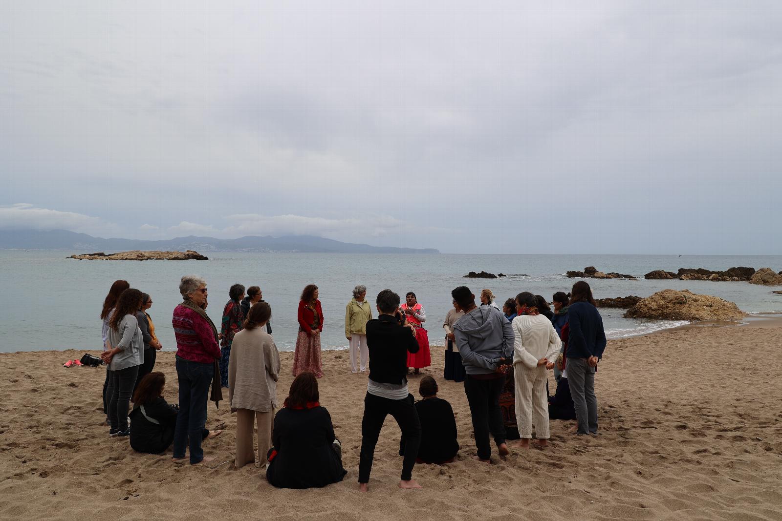 Empúries acull a les residents de Resilence Earth