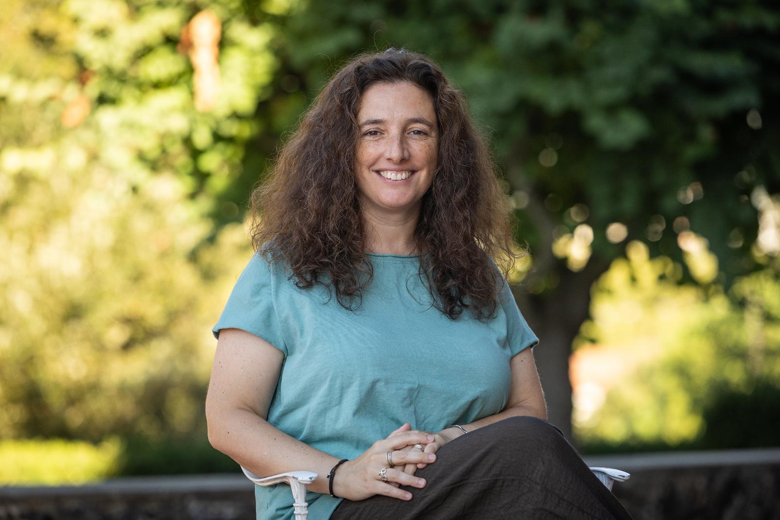 ANNA JOAN CASADEMONT