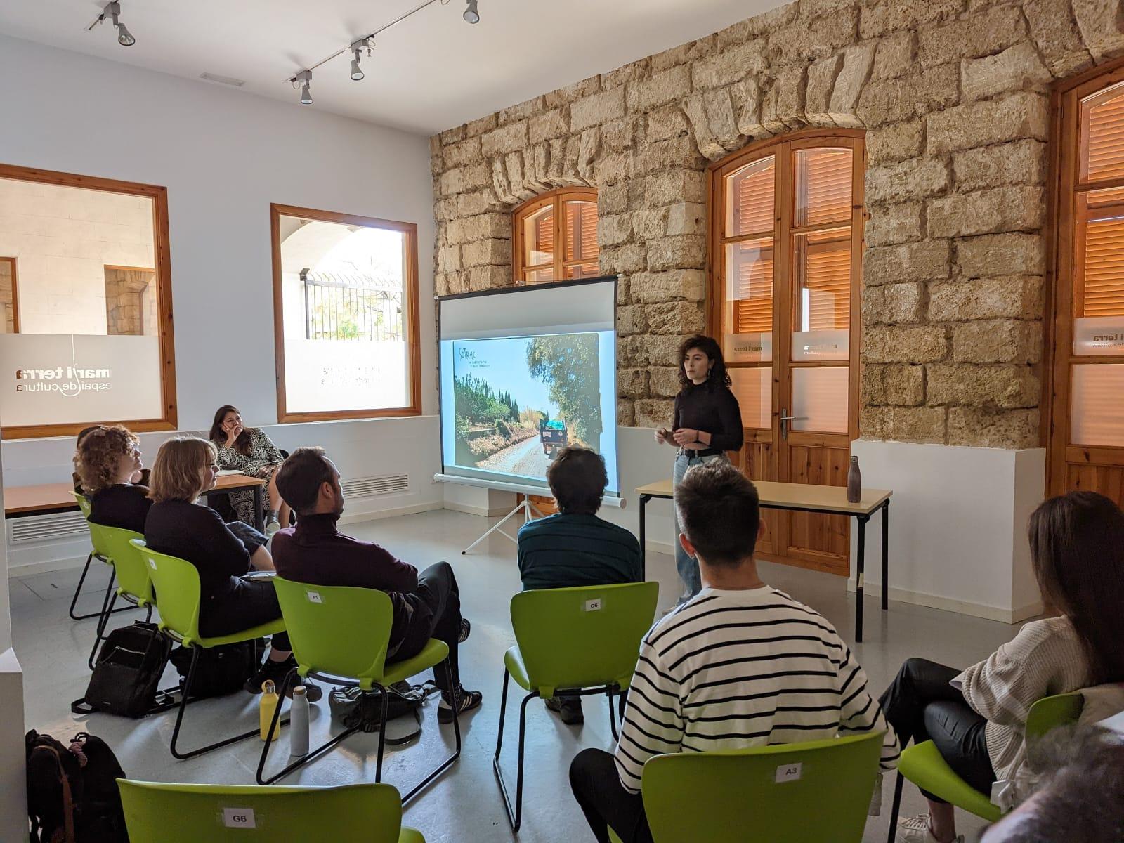 Presentations by residents to professionals at the Cinema Lliure Connecta residency