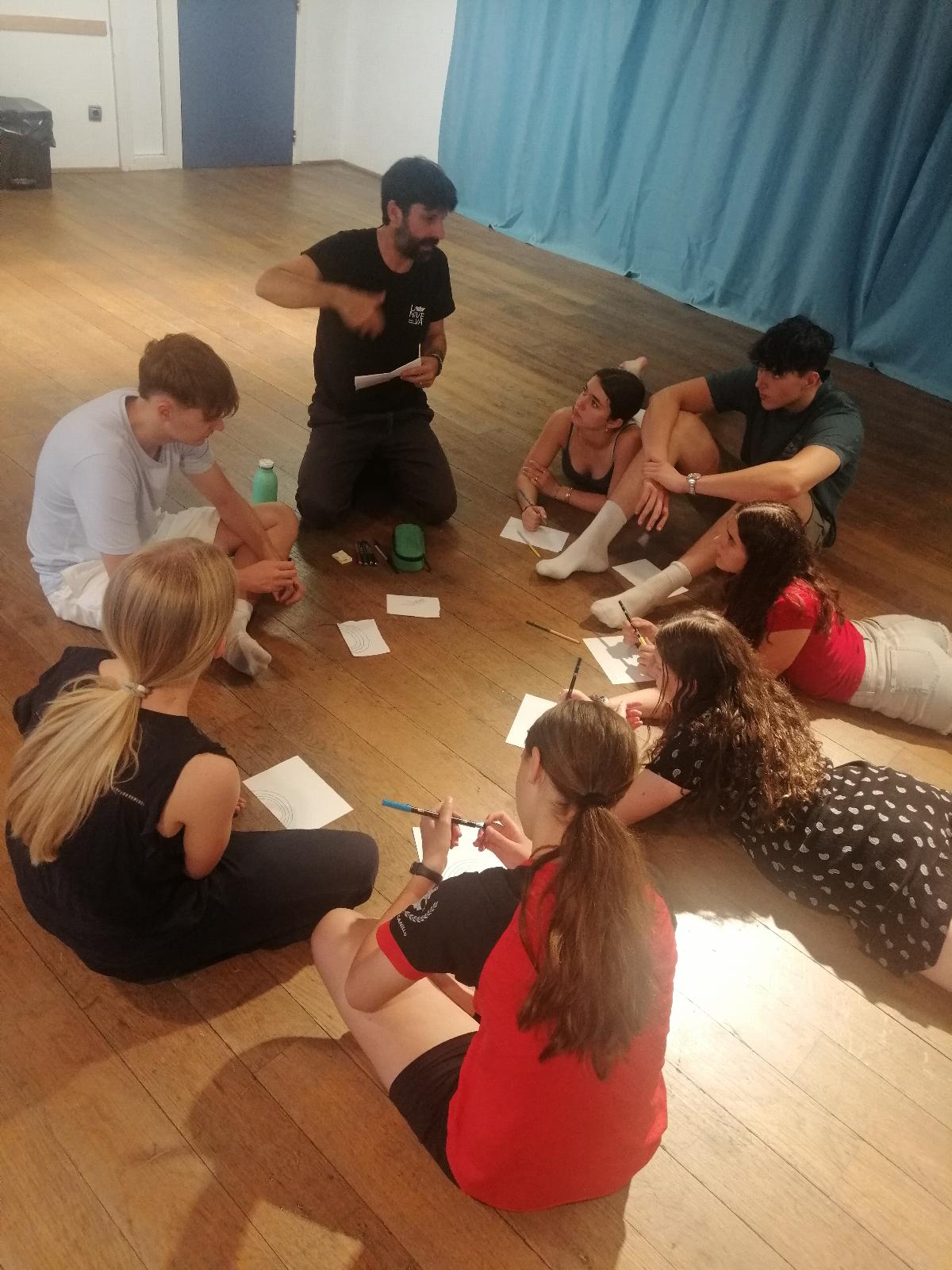 David Martínez ofereix una sessió de Teatre Aplicat i entrenament actoral  