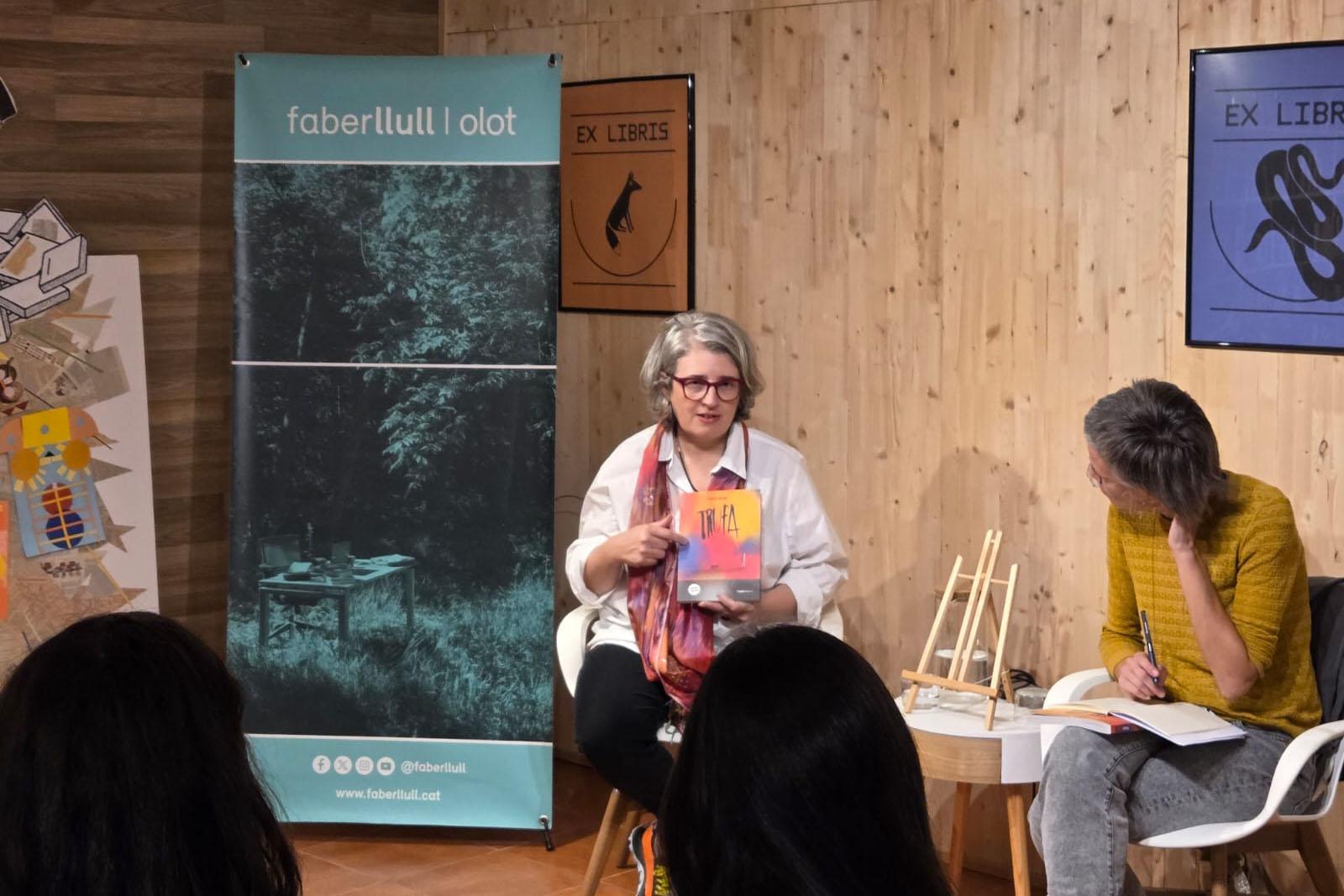 Glàfira Smith presenta ‘Trufa’ a la Llibreria Isop d’Olot