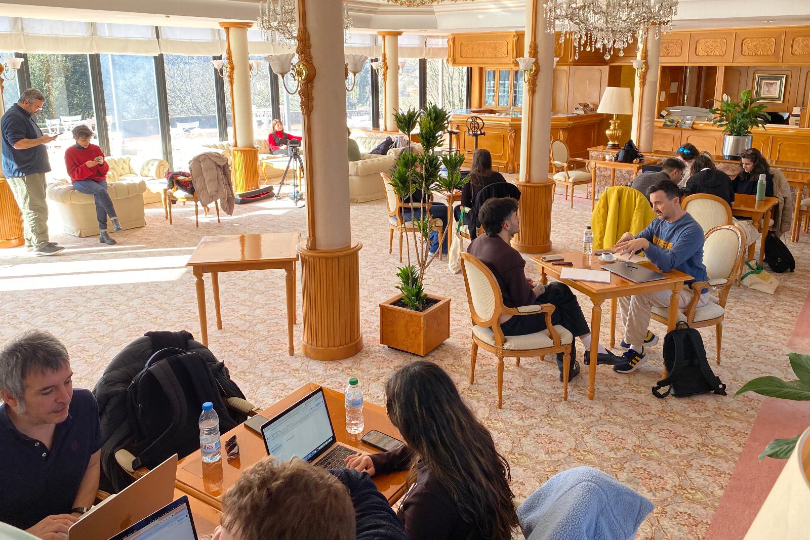 Guionistes de renom ofereixen mentories personalitzades als residents de Faberllull