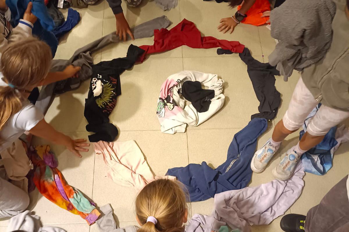 Inés Sarmiento imparteix un taller als alumnes de l’Escola Andorrana d’Ordino