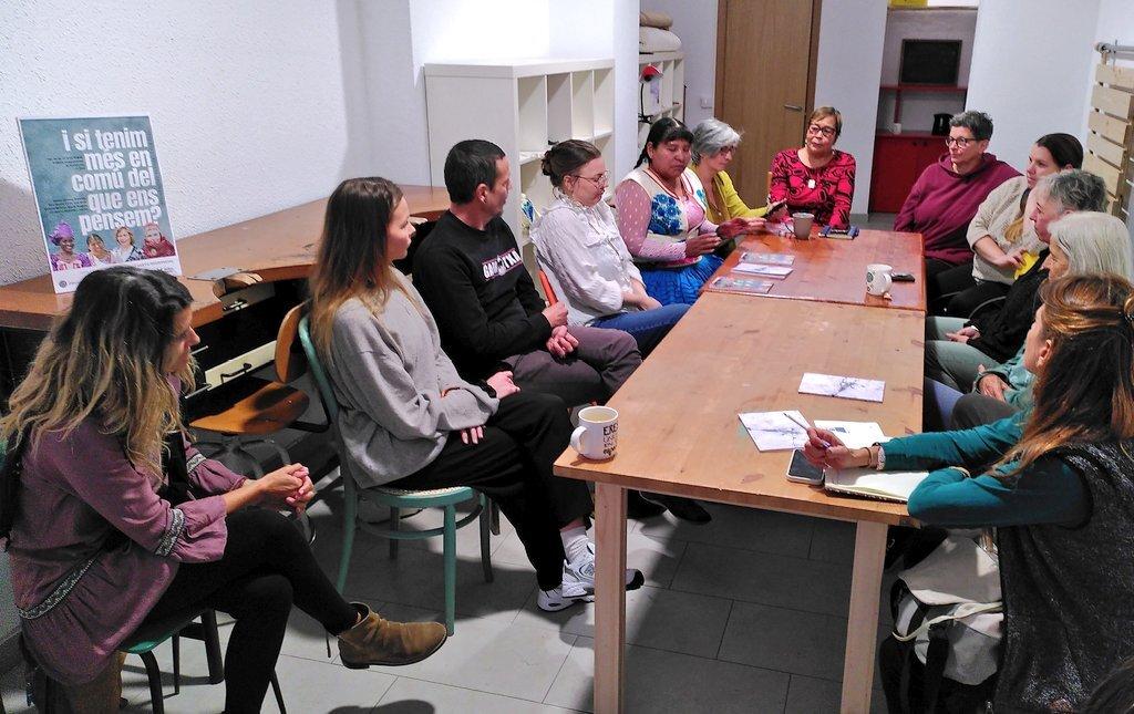  Residents in the Resilience project meet with La Iera and XES Garrotxa