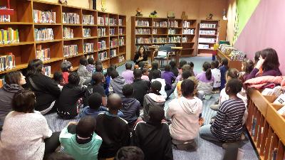 A delightful evening at the Library with Olot’s children