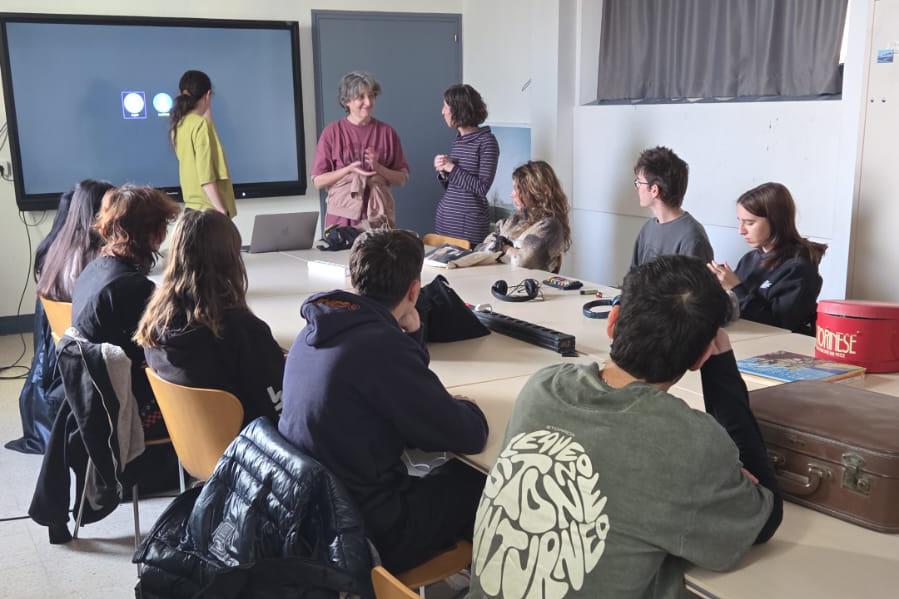 Workshop by Lena Kholkina and Vlada Krasilnikova For Olot School of Art Students