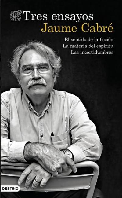 Tres ensayos : 